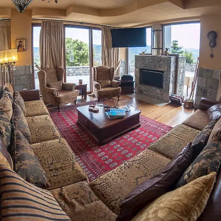 Отель Aiora Luxury 4*