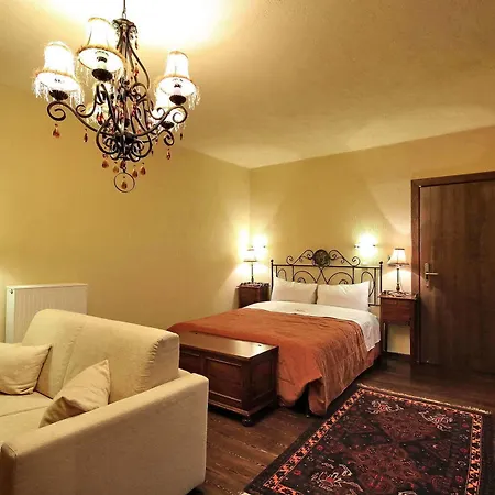 Aiora Luxury Отель 4*